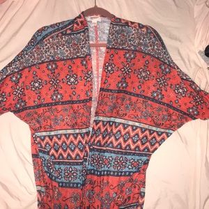 long, colorful short-sleeved cardigan/kimono